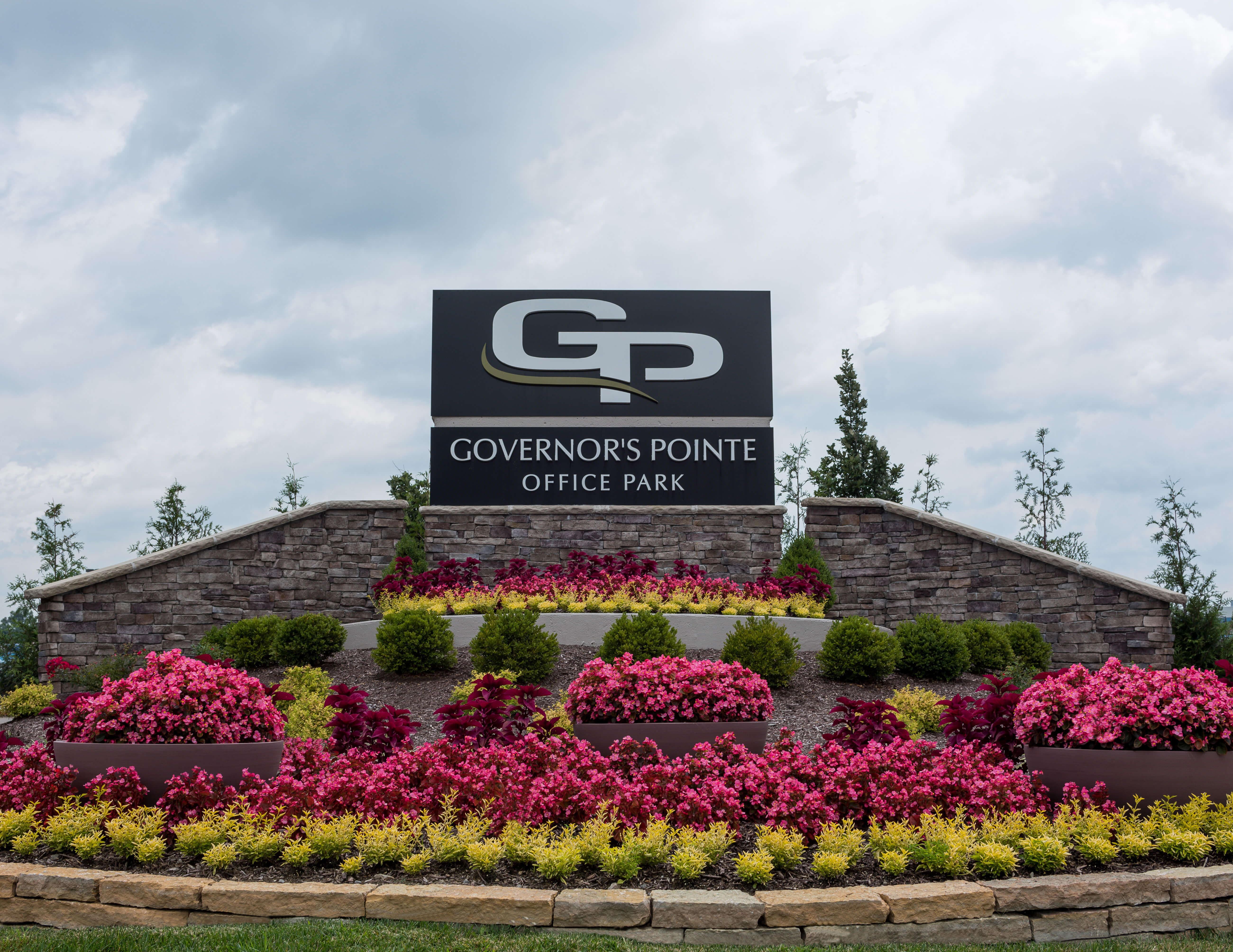 The Power of Seasonal Color on Commercial Properties